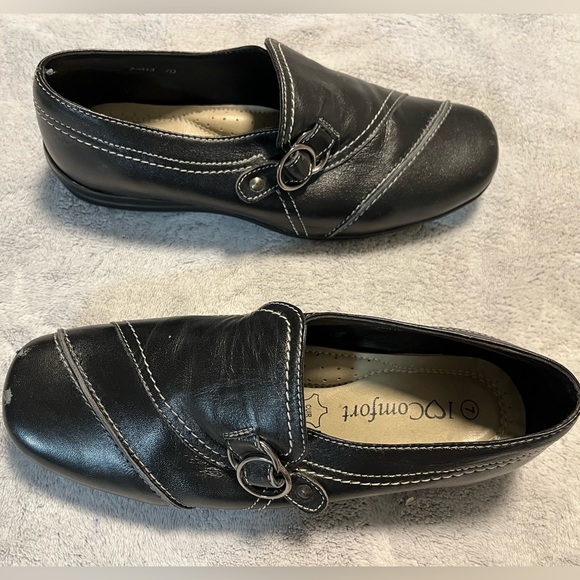 Beautiful I ❤️ Comfort black slip on shoes. - Picture 2 of 10